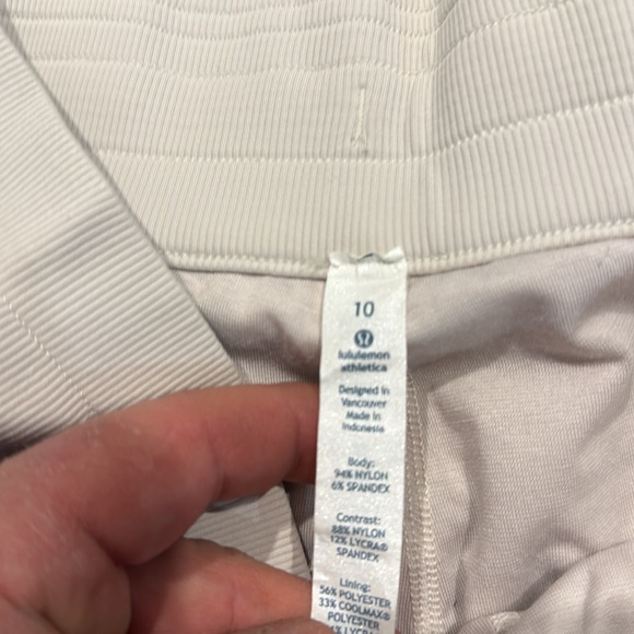 Iulu capris - Picture 2 of 2